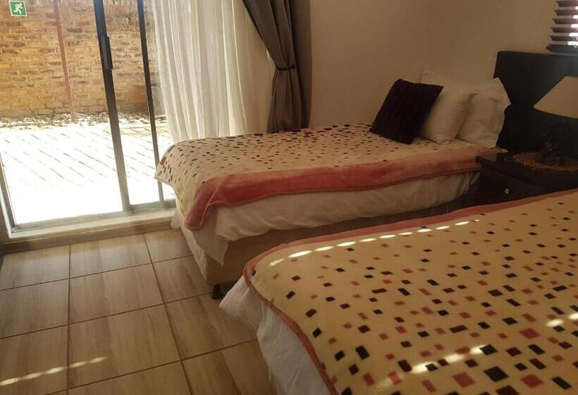 غرفة قياسية سرير كينج, Aliwal Villa Guest Lodge