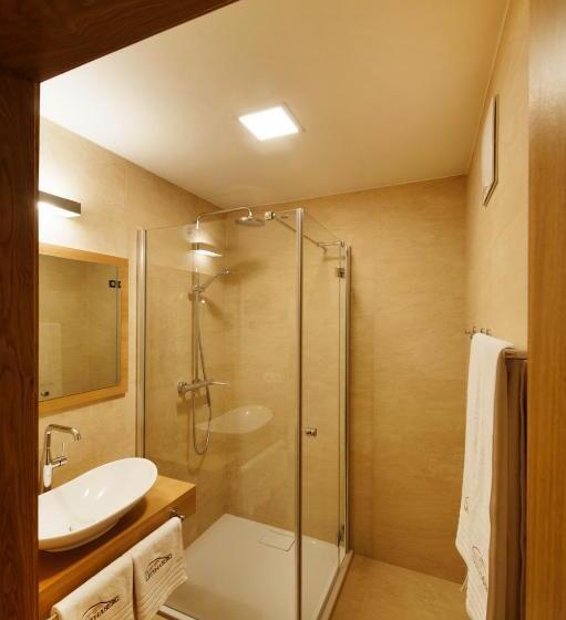 Apartamento 2 Dormitórios, Gut Leithaberg