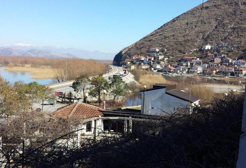 اتاق خانوادگی, Guesthouse Mala Venecija