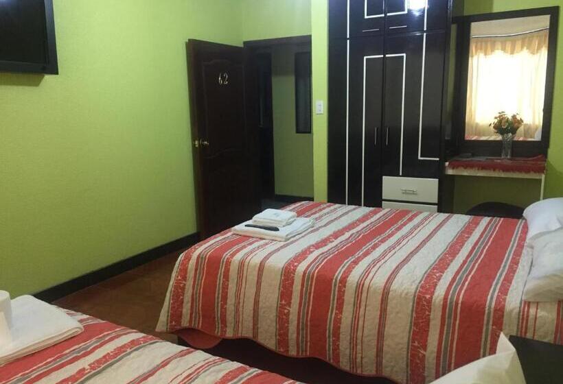 패밀리 룸, Hostal Y Complejo Recreacional La Playita De Monse