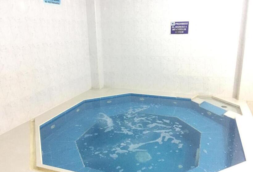 디럭스 룸, Hostal Y Complejo Recreacional La Playita De Monse