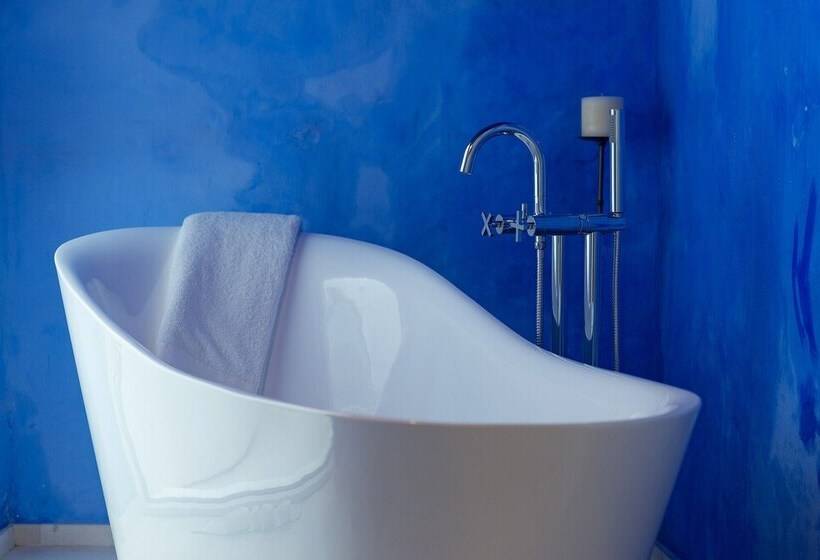 Люкс Повышенной Комфортности, Divina Suites Hotel Singular  Adults Only