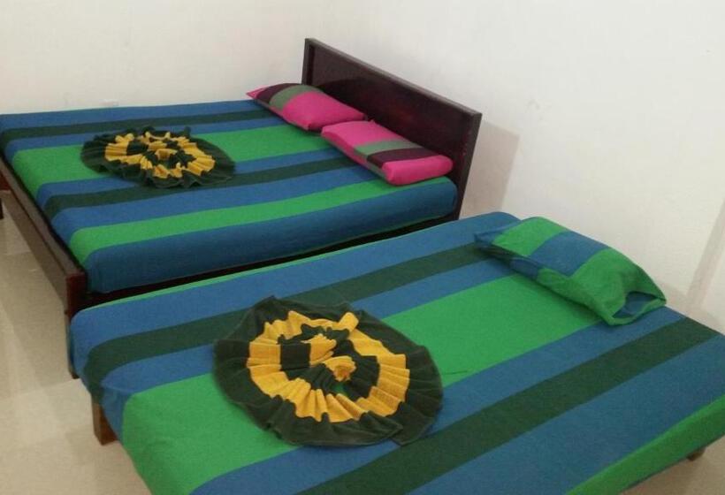 اتاق اکونومی, Selahn Inn
