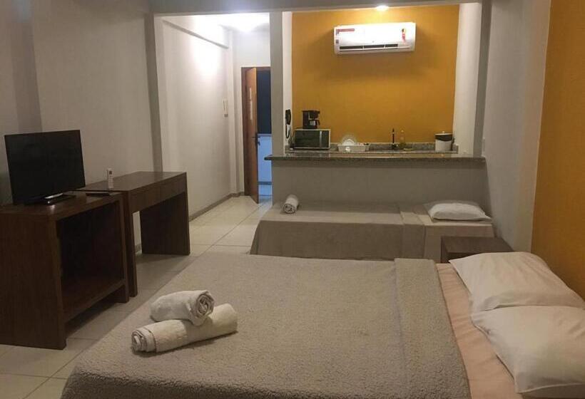 اتاق استاندارد سه نفره, Caiçara Flats