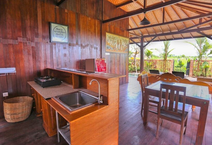 ビラホテル１ベッドルーム, Kampung Canggu