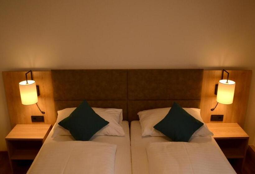 스탠다드 룸, Gasthof Kranerwirt