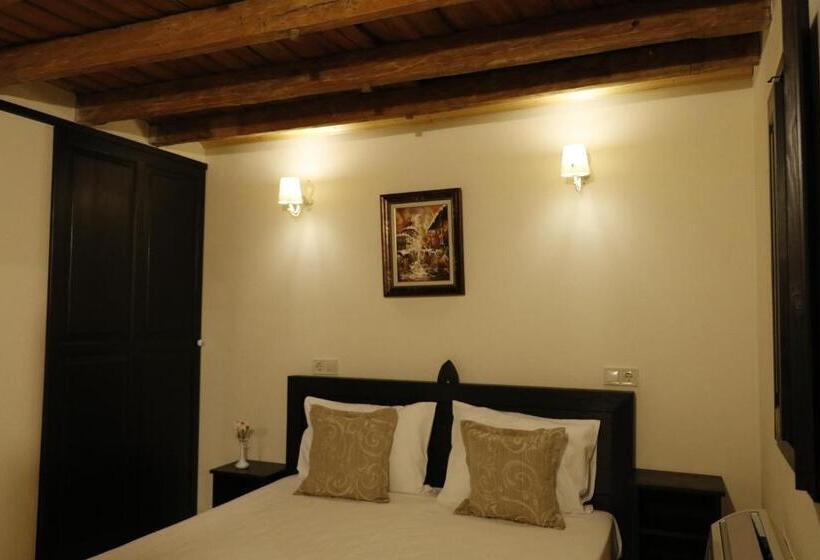 غرفة قياسية, Guest House Epochs Since 1871