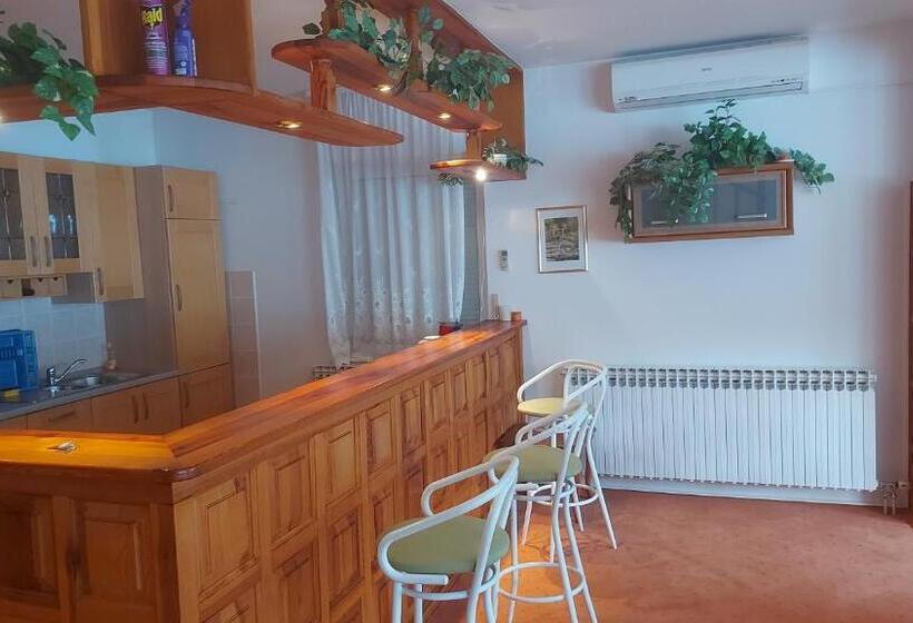 Superior suite with lake view, Villa Jablanica Lake