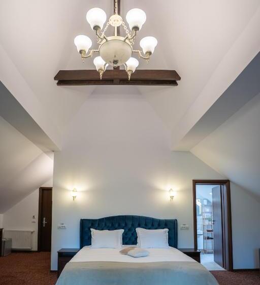 استودیوی استاندارد, Opus Villa