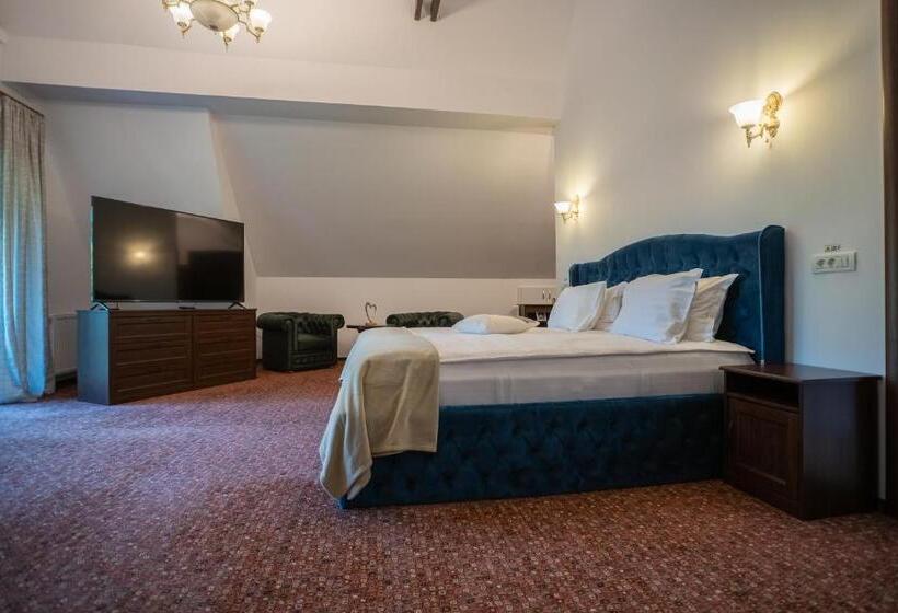 استودیوی استاندارد, Opus Villa