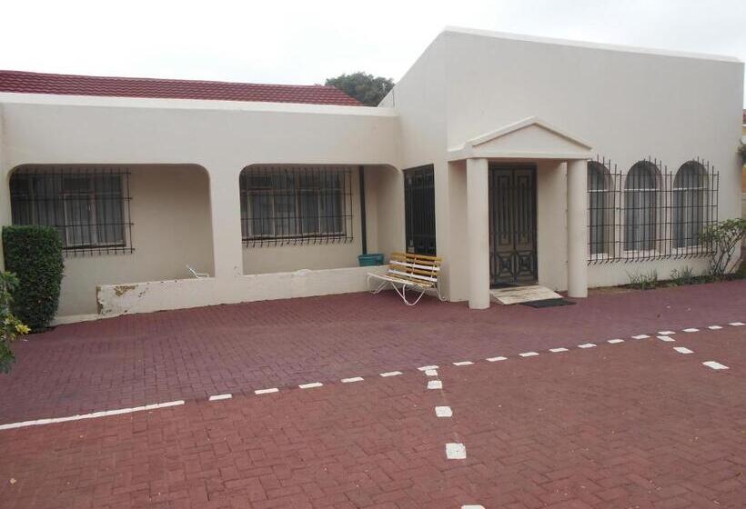 اتاق استاندارد, Pilot Inn Accommodation