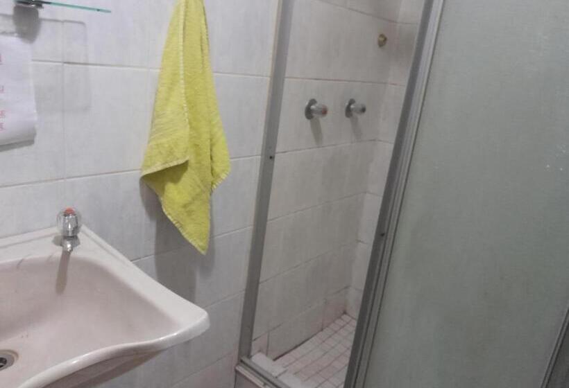 اتاق لوکس, Pilot Inn Accommodation