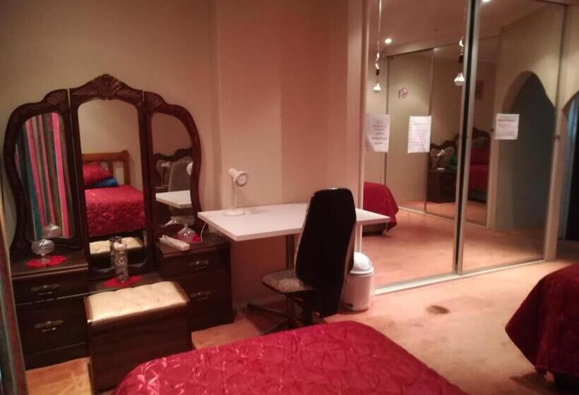 اتاق خانوادگی, Pilot Inn Accommodation