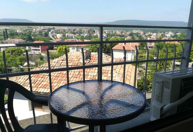 غرفة قياسية, Guest House Orfey