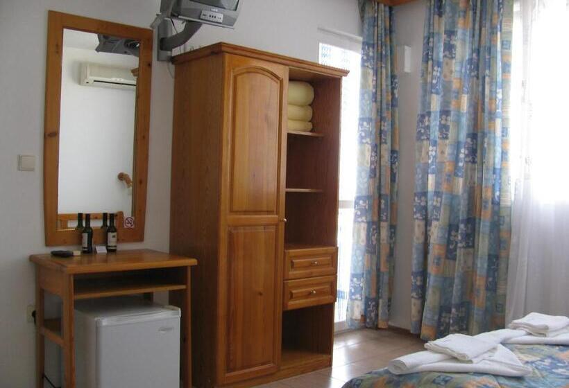 Номер Стандарт с Балконом, Villa Sens