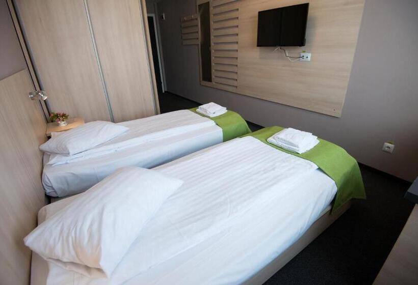 חדר סטנדרט, Panorama Business Inn