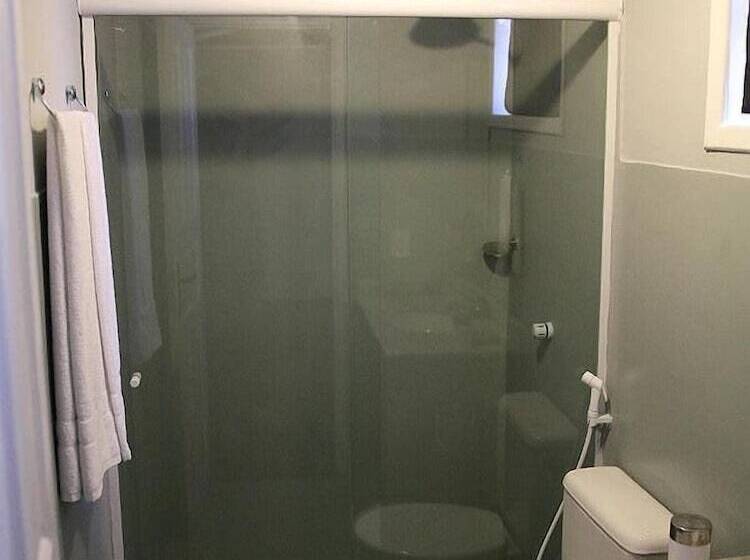 Quarto Estandar, Tao Bar & Pousada