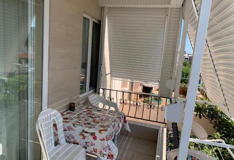 آپارتمان 1 خوابه با بالکن, Cizmeci Apart