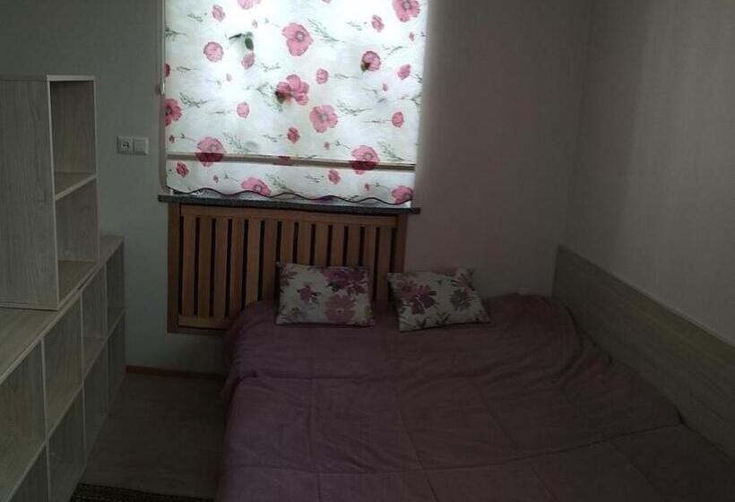اتاق استاندارد با چشم‌انداز باغ, Guest House Dacha