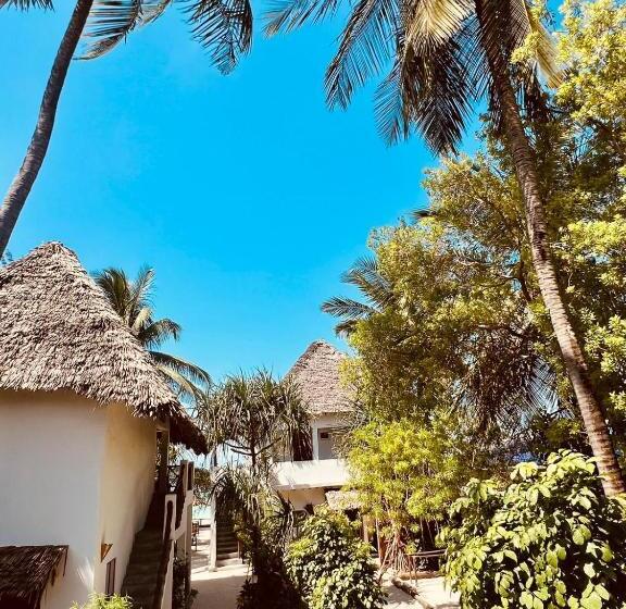 غرفة ديلوكس ذات إطلالة جانبية على البحر, Helwas Zanzibar Beach