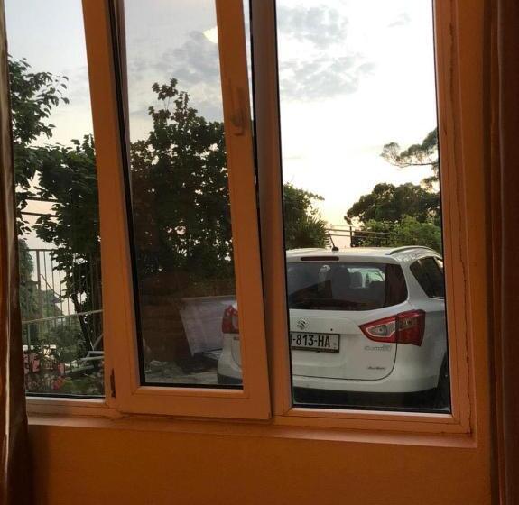 اتاق استاندارد, Sanni Guest House