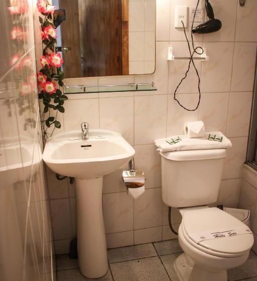 Четырехместный Номер Стандарт, Hostal Hielo Sur