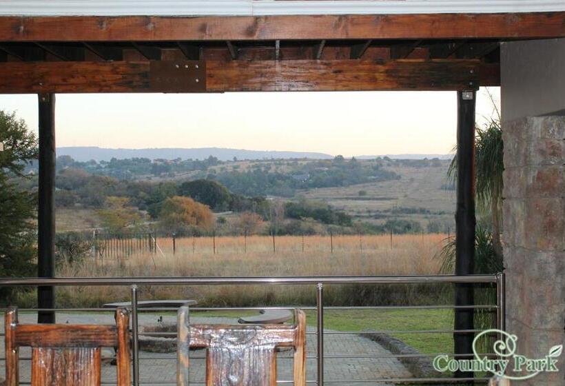 Люкс Повышенной Комфортности, Country Park Guest House   Muldersdrift