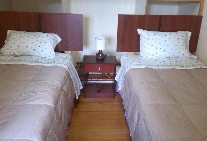 이코노미 룸 공용욕실, Hostal Kutralwe