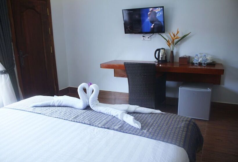 غرفة قياسية مطلّة علي حمام السباحة, Ramchang Guesthouse