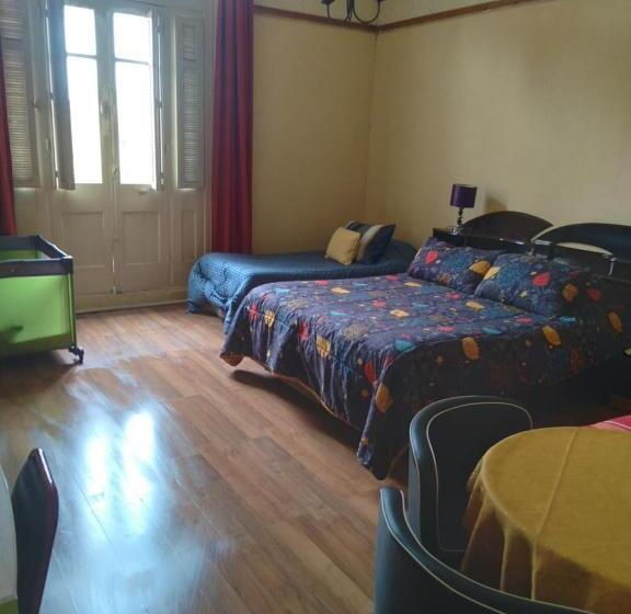 اتاق خانوادگی, Blanca Rosa Valparaiso B&b