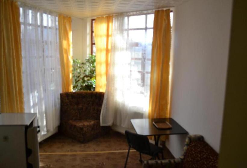 غرفة قياسية, Pensiune Turistica Milcov Vladet