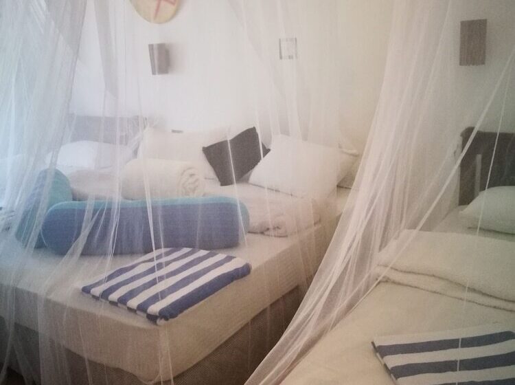 اتاق استاندارد, Frangipani Beach Villa