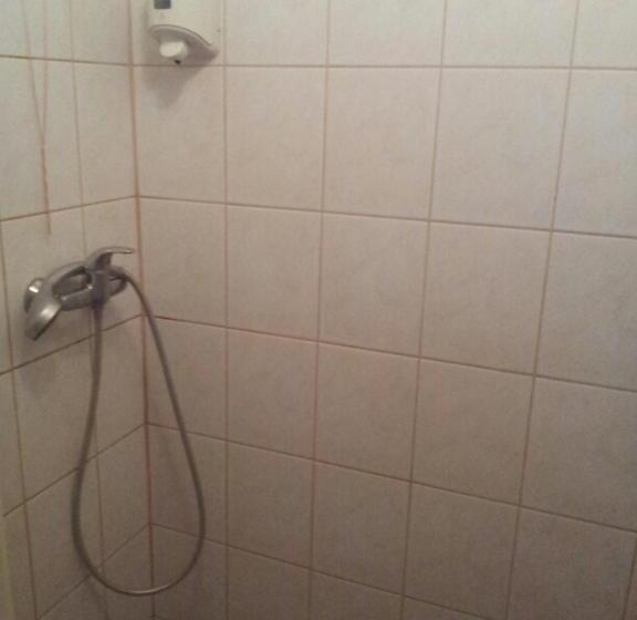 اتاق استاندارد یک نفره, Eha Suija Home Accommodation