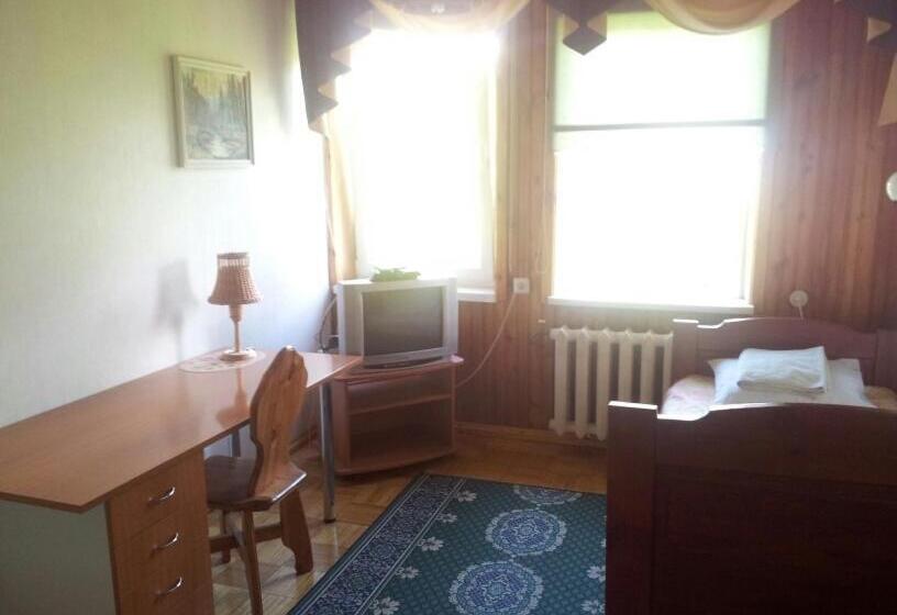 اتاق استاندارد یک نفره, Eha Suija Home Accommodation