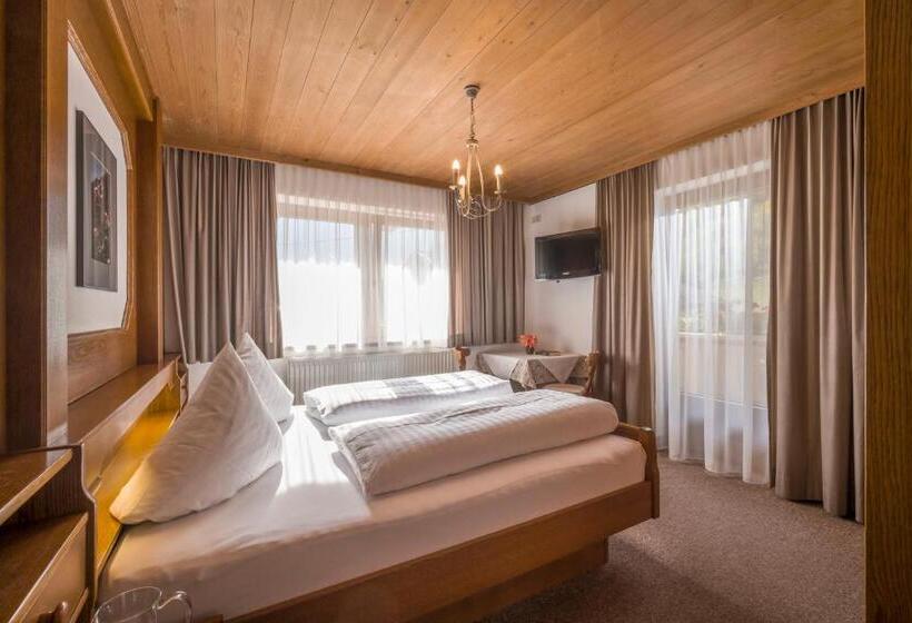 Номер Стандарт с Балконом, Gästehaus Rauch