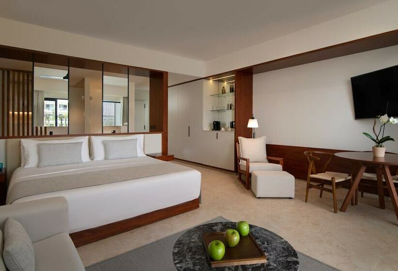 חדר סטנדרט נוף לבריכה, Live Aqua Punta Cana   All Inclusive - Adults Only