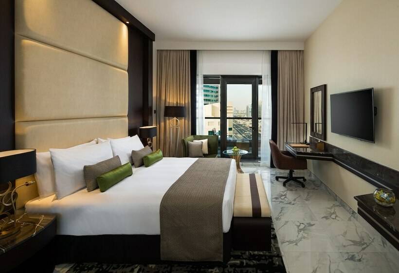 Номер Deluxe с Балконом, Millennium Place Dubai Marina