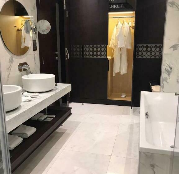 Номер Executive, Millennium Place Dubai Marina
