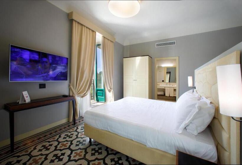 豪华房间, Room Of Andrea