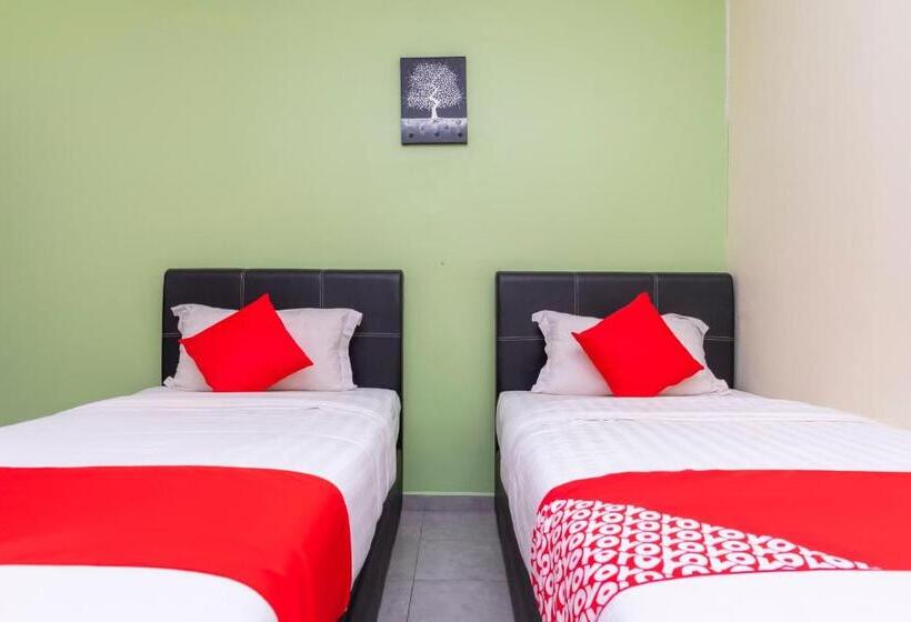 Номер Deluxe, Muar City