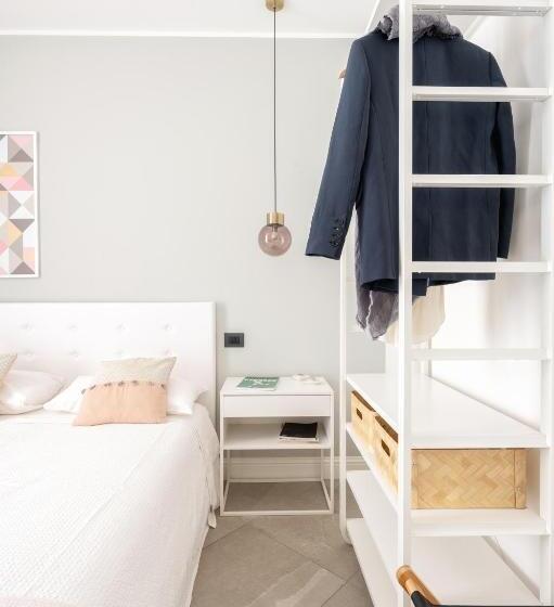 اتاق لوکس با بالکن, B&b Spigolerooms