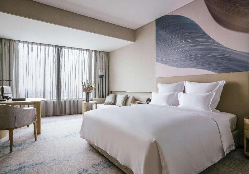 اتاق سوپریور با چشم‌انداز شهر, Pullman Shanghai Qingpu Excellence