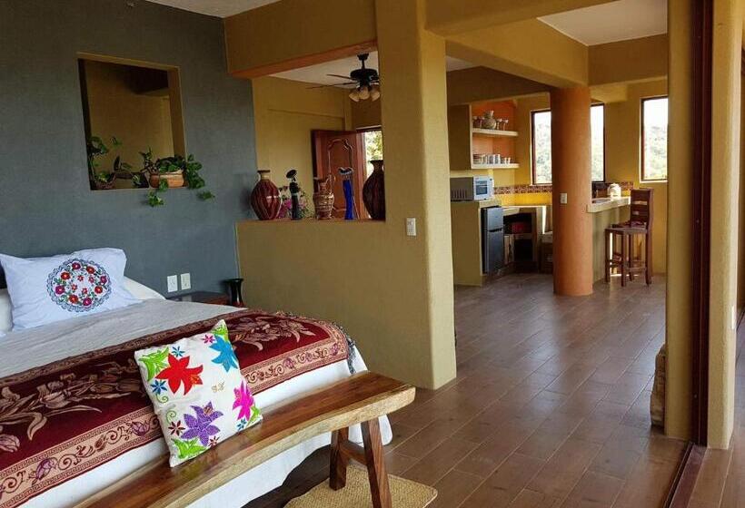 キングサイズベッドのスタンダードルーム, Casa Arcoiris Zihuatanejo B&b