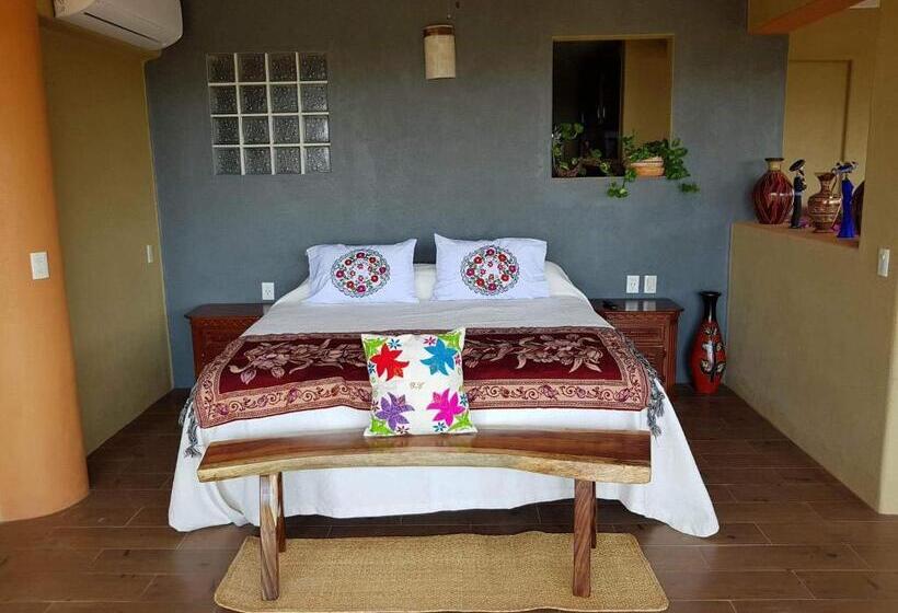 キングサイズベッドのスタンダードルーム, Casa Arcoiris Zihuatanejo B&b