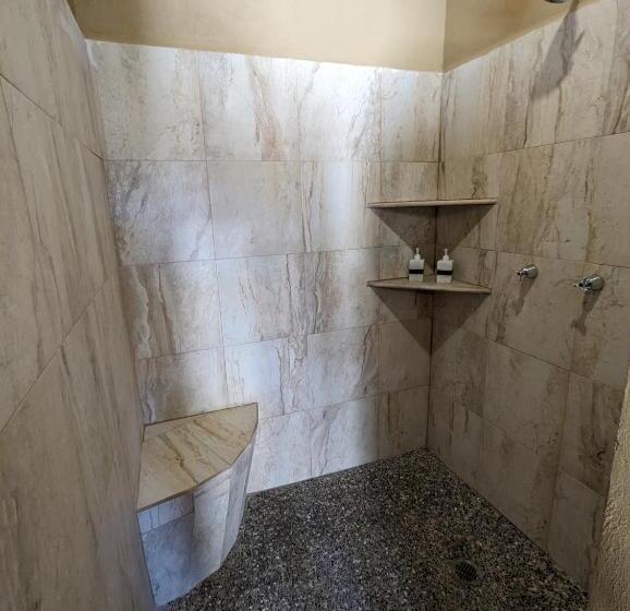 オーシャンビューのスタンダードバンガロー, Casa Arcoiris Zihuatanejo B&b