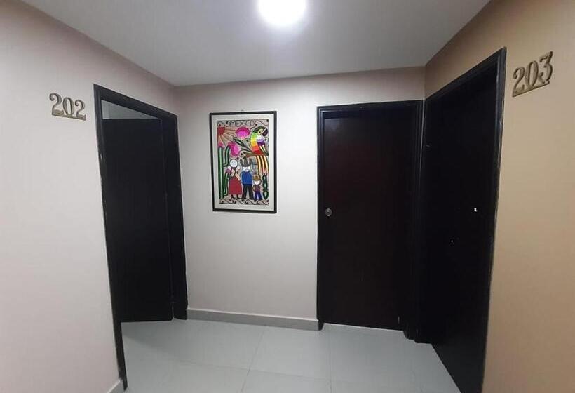 Трехместный Номер Базовый, Prado 53