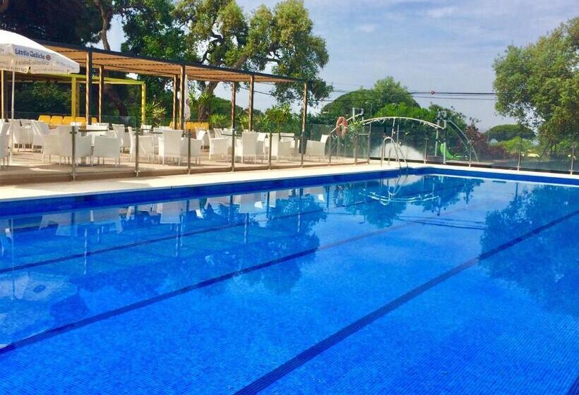 اتاق سوپریور, Royal Tennis Club