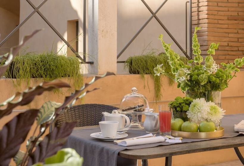 اتاق لوکس با تراس, Royal Bissolati
