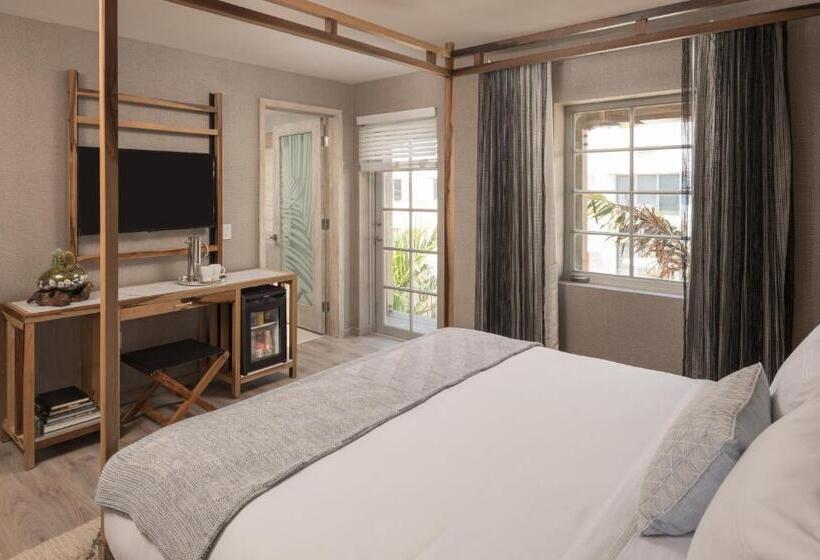 Quarto Estandar Cama King, Lennox Miami Beach