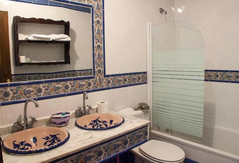 اتاق استاندارد, Las Salinas